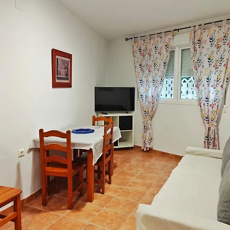 Isabel Apartment *